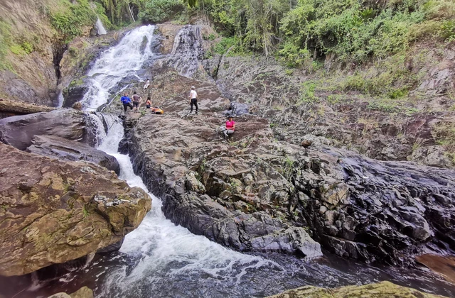 Cascada Blanca El Seibo 1